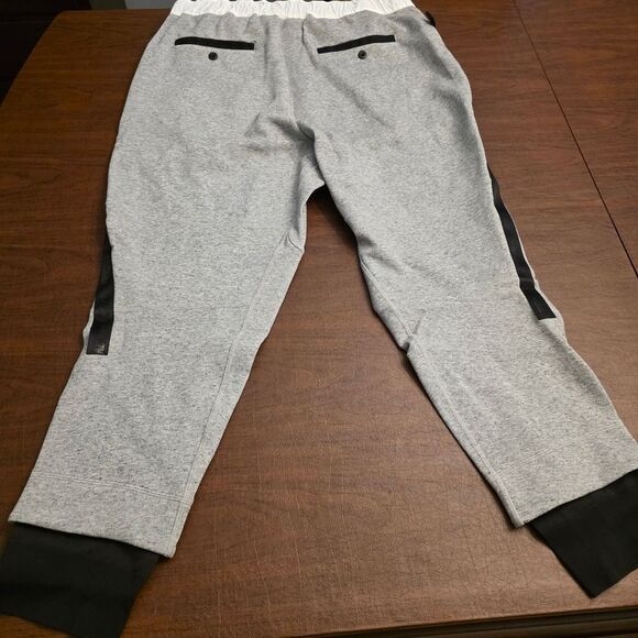 Nike X Sacai Fleece Pants Sweatpants Grey Black CW2187-063 Men's Size XL - Picture 3 of 6